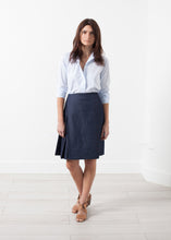 Load image into Gallery viewer, Side Pleat Skirt