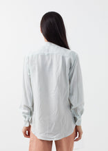 Load image into Gallery viewer, Classic Button Down