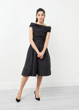 Load image into Gallery viewer, Rhesus Gown