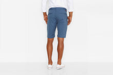 Load image into Gallery viewer, Levi's Commuter 504 Regular Straight Shorts