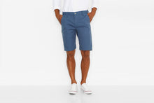 Load image into Gallery viewer, Levi's Commuter 504 Regular Straight Shorts
