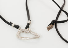 Load image into Gallery viewer, Bracelet 65 in Black