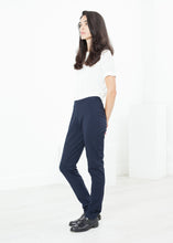 Load image into Gallery viewer, Easy Slim Pant in Navy
