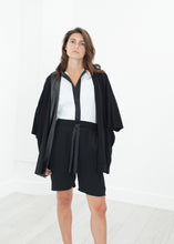 Load image into Gallery viewer, Nuit Shorts in Black

