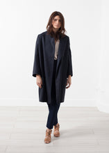 Load image into Gallery viewer, Woven Pleat Back Coat
