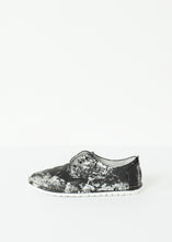 Load image into Gallery viewer, Sancrispa Splatter Sneaker
